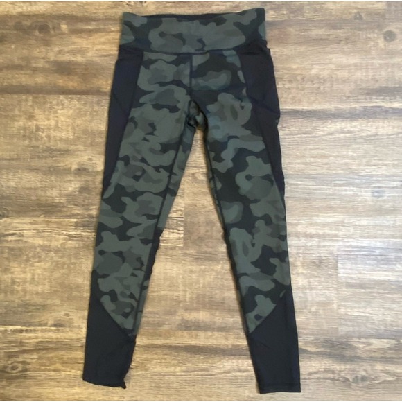 Calvin Klein Pants - Calvin Klein‎ Performance Stretch Leggings, Size S Small Black Green Camouflage